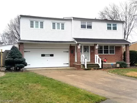 811 Arlington Ct, Elyria, OH 44035
