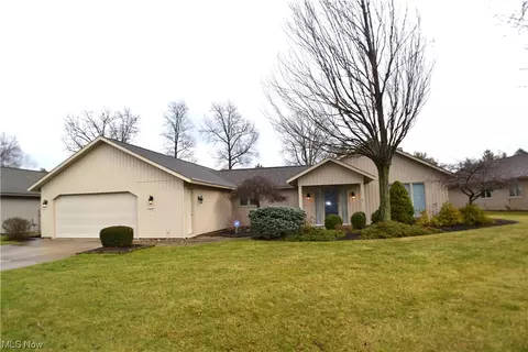8705 Gatewood Dr, North Ridgeville, OH 44039