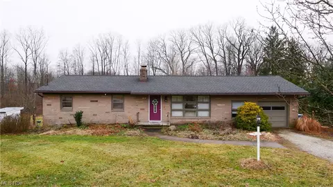 2942 Barlow Rd, Hudson, OH 44236