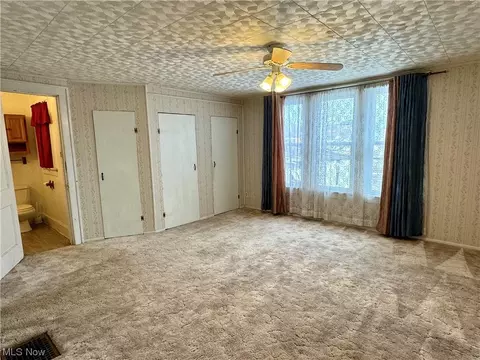 330 Mcclain, Coshocton, OH 43812 photo 9