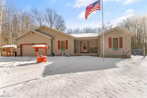 4653 Oak, Lowellville, OH 44436