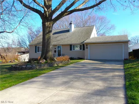 3315 Higley, Rocky River, OH 44116