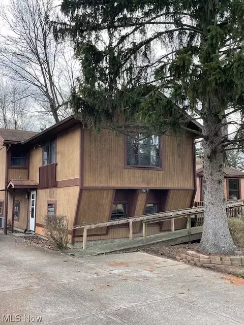 930 Garden, Zanesville, OH 43701
