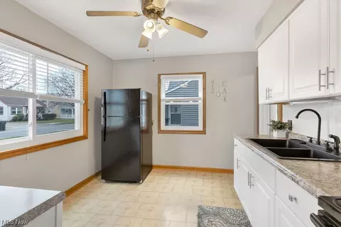 248 Bellfield, Elyria, OH 44035 photo 9