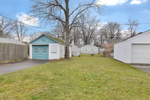 248 Bellfield, Elyria, OH 44035 photo 3
