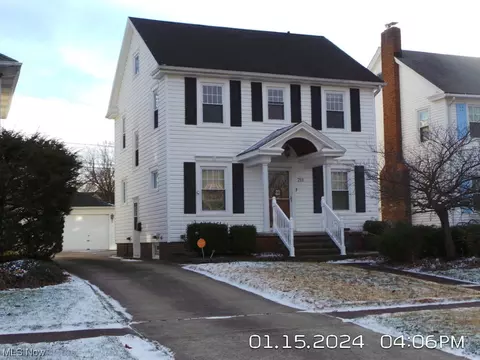 211 Denison, Elyria, OH 44035