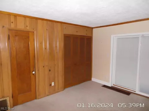 211 Denison, Elyria, OH 44035 photo 11