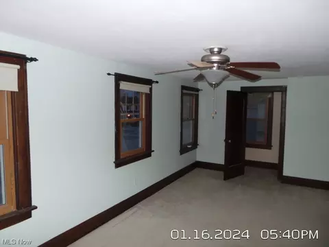 211 Denison, Elyria, OH 44035 photo 15