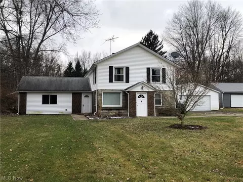 3116 Greenleaf Rd, Akron, OH 44312