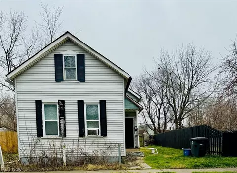 4682 Gallup, Cleveland, OH 44127