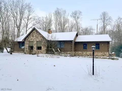 42892 Woodvale, Columbiana, OH 44408