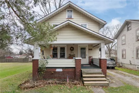 206 W Perry St, Alliance, OH 44601