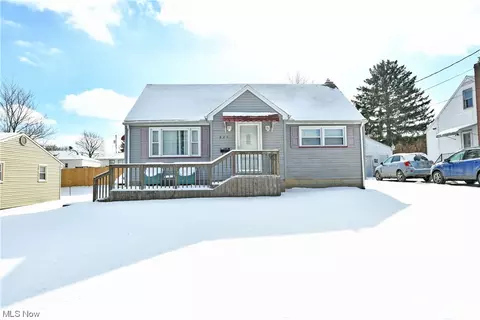 624 Creed St, Struthers, OH 44471