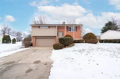376 Kingwood Dr, Columbiana, OH 44408