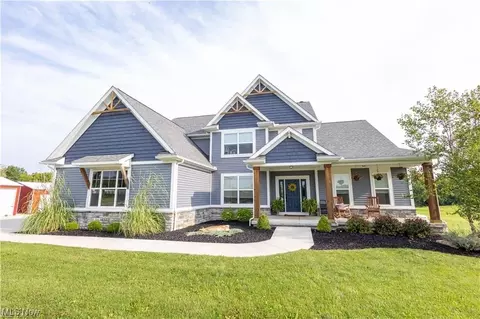 8151 Stone Rd, Medina, OH 44256