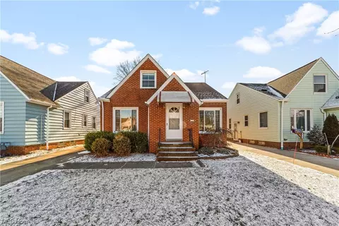 4515 Dawnshire, Parma, OH 44134