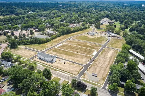 S/l 10 W Sunrise View Drive, Akron, OH 44313