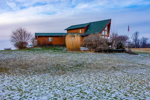 3549 Schaub Rd, Seville, OH 44273