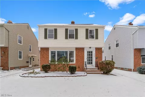 4038 Hinsdale, South Euclid, OH 44121