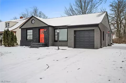 4220 Colony Rd, South Euclid, OH 44121
