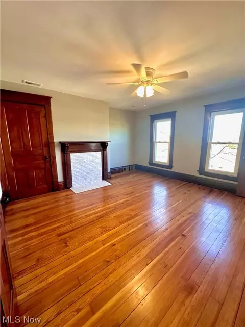 115 E 4th, Williamstown, WV 26187 photo 22