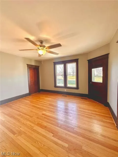 115 E 4th, Williamstown, WV 26187 photo 14