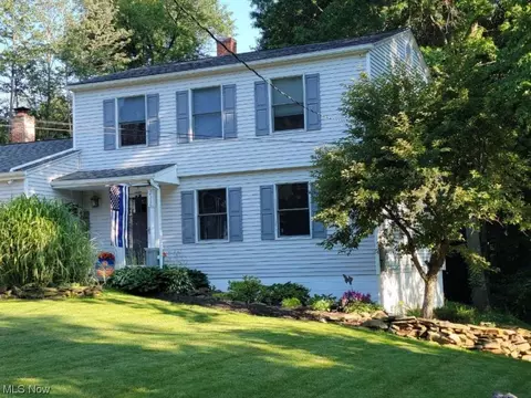 2316 Croydon Rd, Twinsburg, OH 44087