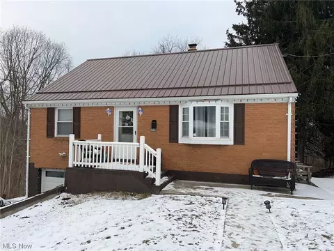 2739 Lafayette, Steubenville, OH 43952