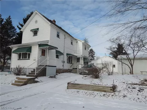 1936 Russell, Youngstown, OH 44509