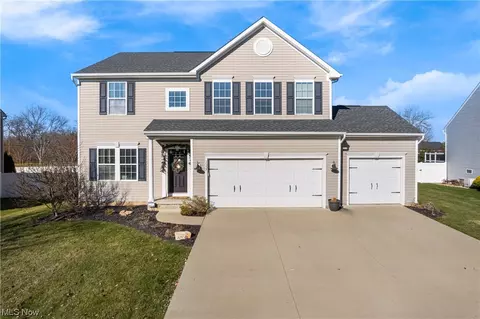 3057 Cloverhurst St NE, Canton, OH 44721