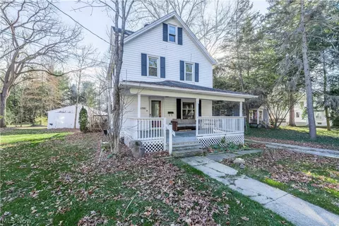 6788 Wakefield Rd, Hiram, OH 44234