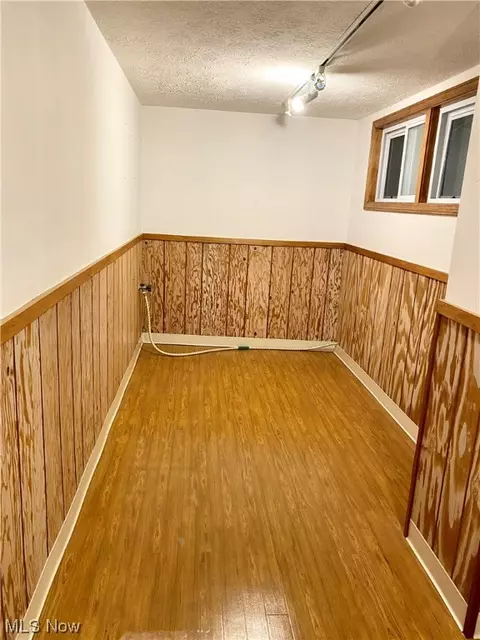 4557 Saint James Cir, Canton, OH 44708 photo 41