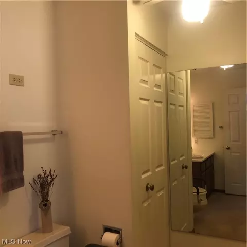 4557 Saint James Cir, Canton, OH 44708 photo 23