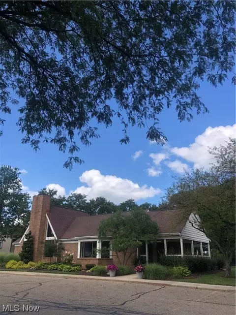 4557 Saint James Cir, Canton, OH 44708 photo 31