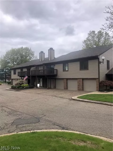 4557 Saint James Cir, Canton, OH 44708 photo 45