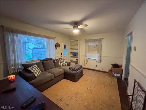 444 Maplewood Ave, Struthers, OH 44471 photo 3