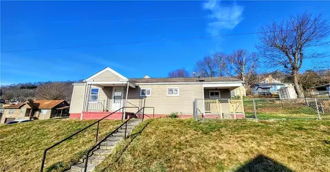 503 W 41st St, Shadyside, OH 43947