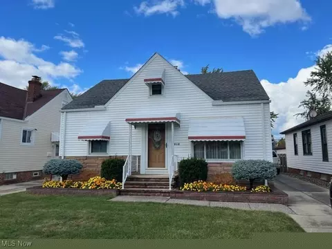 3810 Woodway Ave, Parma, OH 44134