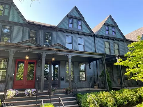 4203 Clinton Ave, Cleveland, OH 44113