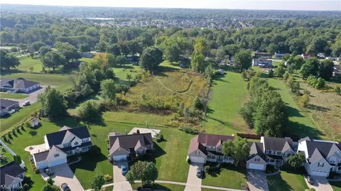 3814 Jaeger Rd, Lorain, OH 44053