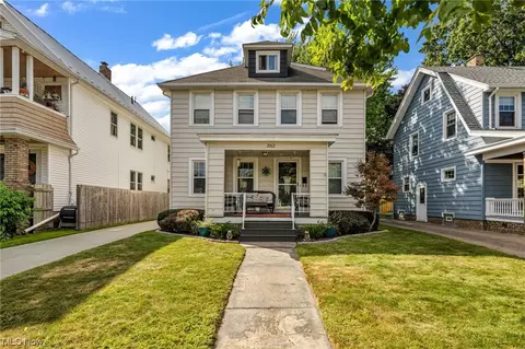 2162 Mars Ave, Lakewood, OH 44107