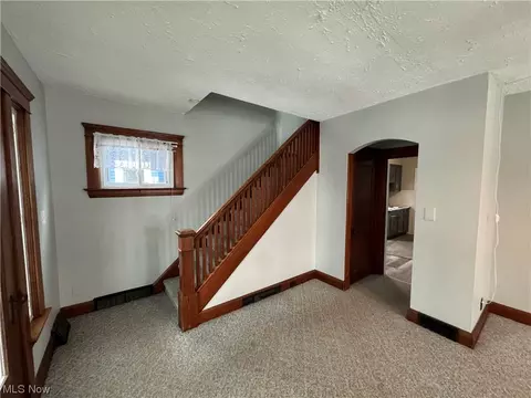 Entry Way - 1703 W 9th, Ashtabula, OH 44004 photo 1 of 2
