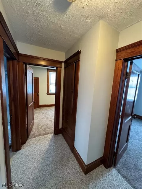 Entry Way - 1703 W 9th, Ashtabula, OH 44004 photo 2 of 2