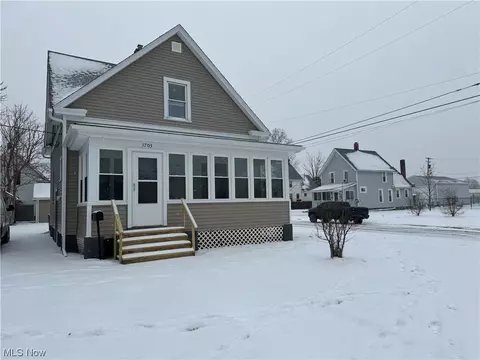 Exterior - 1703 W 9th, Ashtabula, OH 44004 photo 4 of 8