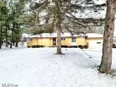 2521 Woodview Dr, Broadview Heights, OH 44147