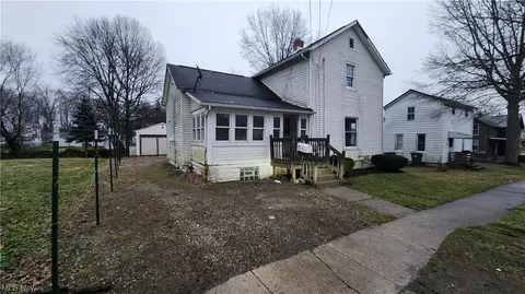 471 King, Ravenna, OH 44266