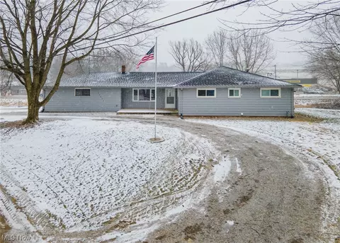 29833 Campbell Rd, Hanoverton, OH 44423