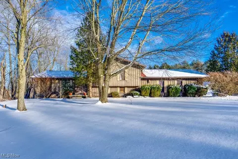 5885 Boneta Rd, Medina, OH 44256