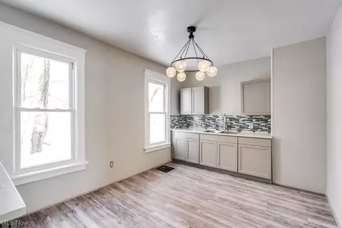 Kitchen - 441 E Smt, Alliance, OH 44601 photo 1 of 1