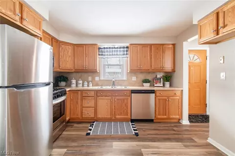 6068 Glenridge Rd, Boardman, OH 44512 photo 8
